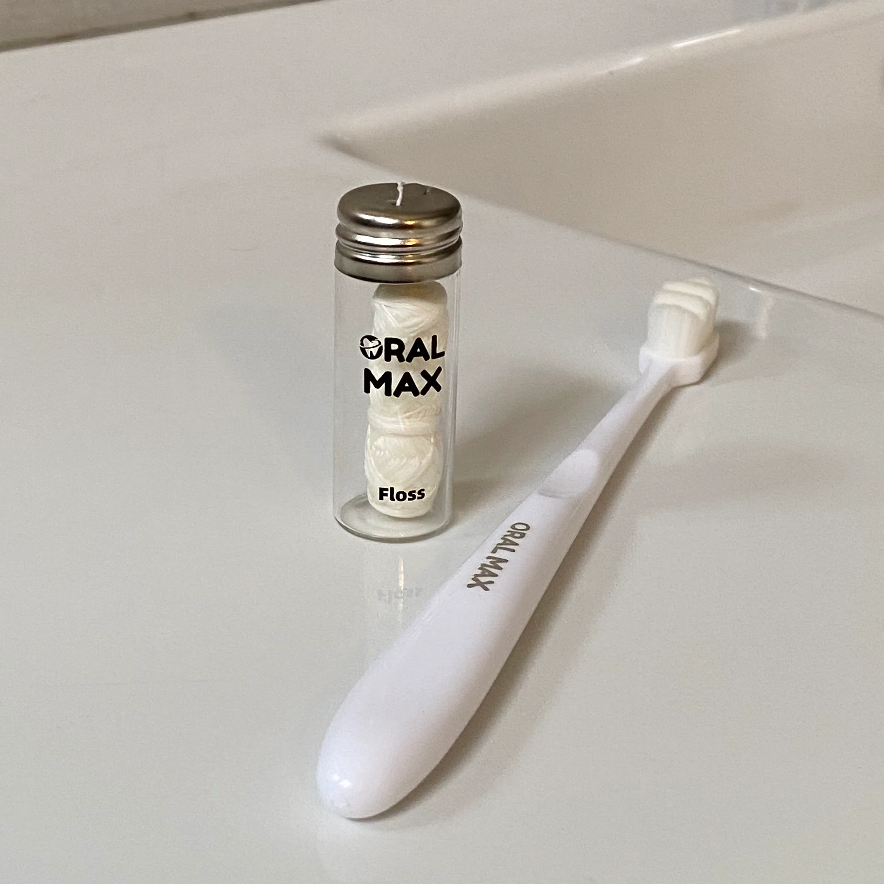 ORAL MAX- PREMIUM NATURAL FLOSS - Image 3